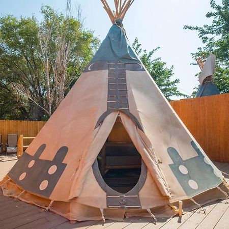 Hotel Ok Rv Park Glamping Tipi Ok55 Moab Exterior foto