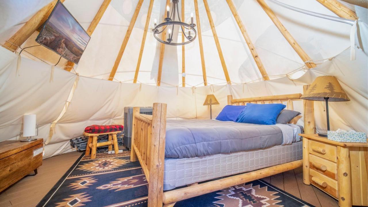 Hotel Ok Rv Park Glamping Tipi Ok55 Moab Exterior foto