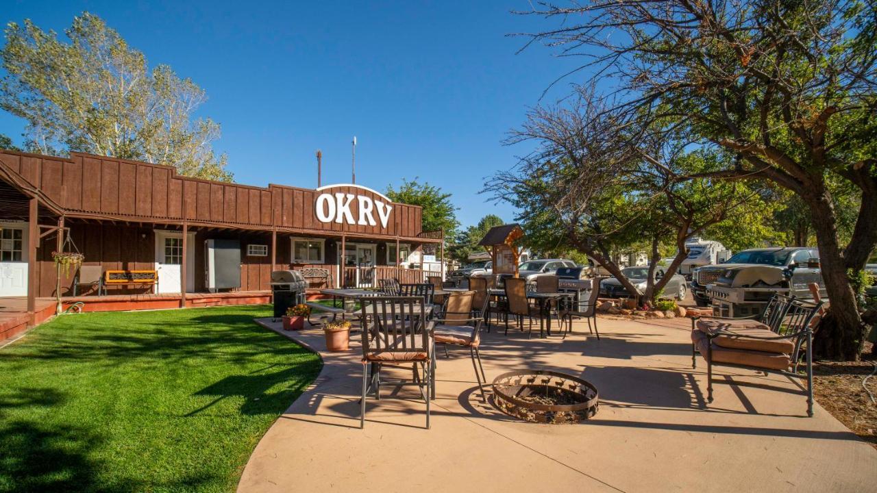 Hotel Ok Rv Park Glamping Tipi Ok55 Moab Exterior foto